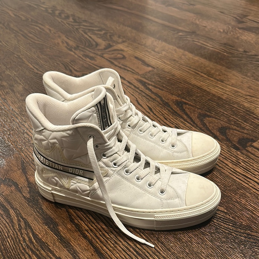 Dior White High-Top Sneakers with Sleek Design